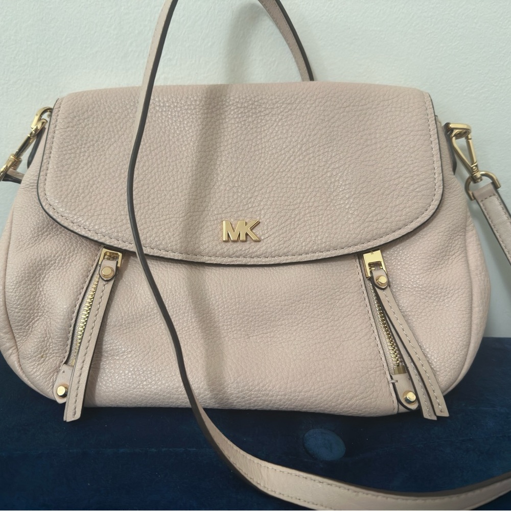 Michael Kors soft pink crossbody bag with dust bag